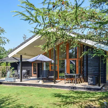 Stunning In With Kitchen Holiday home Oksbol (Syddanmark)