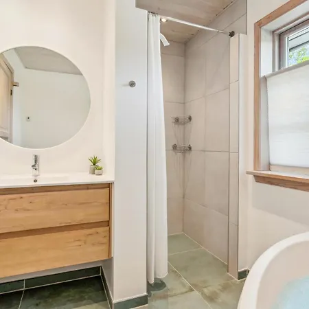 Stunning In With Kitchen *
