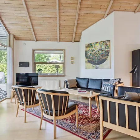 3 Bedroom Awesome Home In Oksbol